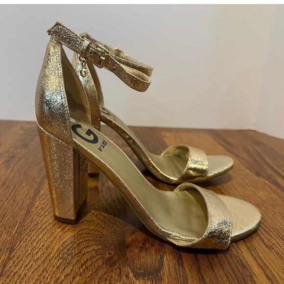 G by Guess Shantel Open Toe Strappy Sandals Metallic Gold Size 7.5 Party Shoes - Picture 2 of 10